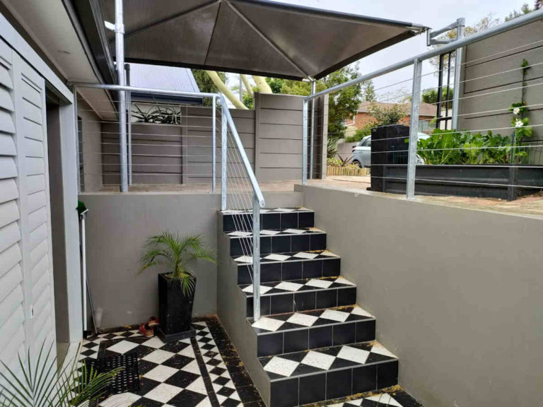galvenised balustrade with cable