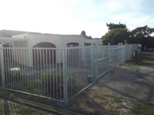 galv palisade comb top (1)